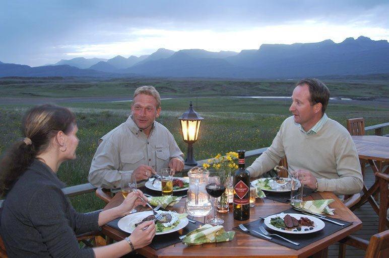 Eyjar Fishing Lodge Breiðdalsvík Exterior foto